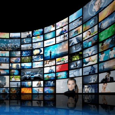 たくさんの画面の合成　オンライン参加者の画像が一面に